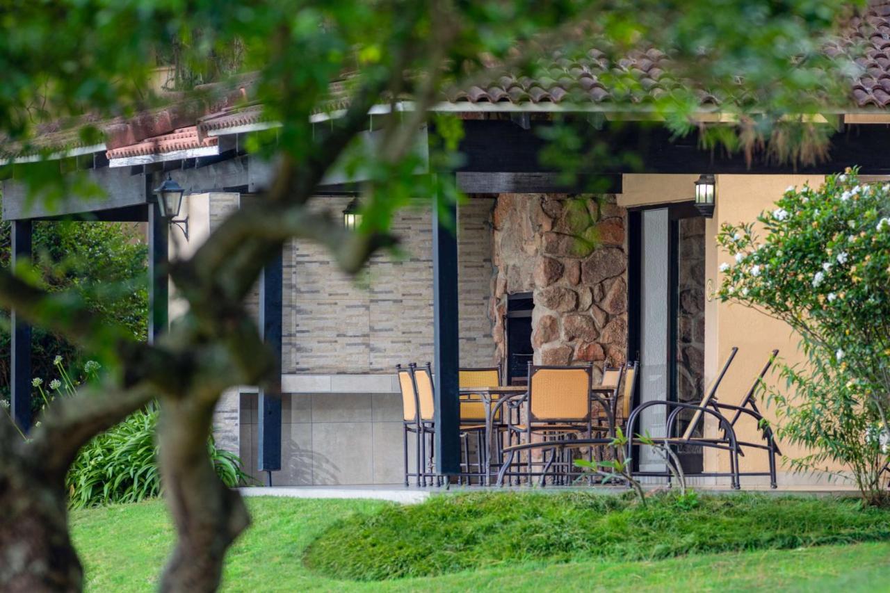 Pine Lake Resort White River Bagian luar foto